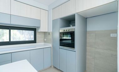 Casa en venta barrio Las Golondrinas Hudson