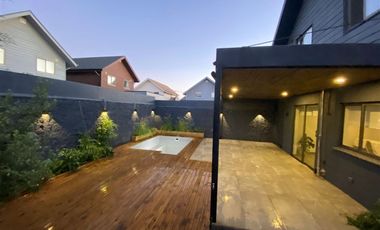 Casa en Venta en Parque San Valentin