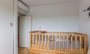 VENTA 3 AMB REFACCIONADO CON GRAN BALCON EN OLIVOS