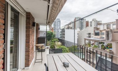 VENTA 3 AMB REFACCIONADO CON GRAN BALCON EN OLIVOS