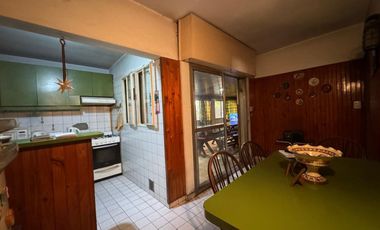 CHALET 3 AMB + PATIO Y DPTO EN P.A. LONGCHAMPS