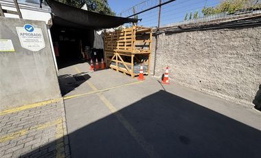 Oficina en Arriendo en Metro Gruta de Lourdes