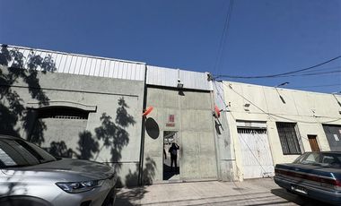 Local Comercial en Arriendo en Metro Gruta de Lourdes