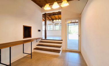 Venta casa 4 ambientes con pileta y parque Rumencó