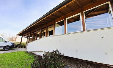 Venta casa 4 ambientes con pileta y parque Rumencó