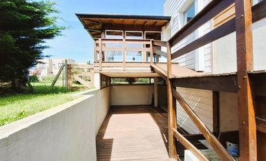 Venta casa 4 ambientes con pileta y parque Rumencó