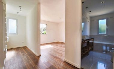 Venta casa 4 ambientes con pileta y parque Rumencó