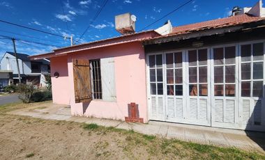 CASA A LA VENTA 3 AMBIENTES MAR DEL TUYU