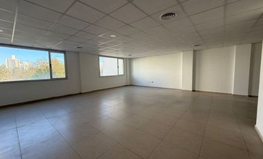 ALQULER OFICINA CALLE TALERO