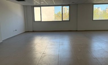 ALQULER OFICINA CALLE TALERO
