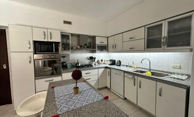 VENTA CASA 5 AMB JARDIN PILETA QUINCHO RAMOS MEJIA