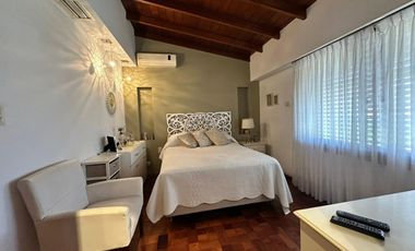 VENTA CASA 5 AMB JARDIN PILETA QUINCHO RAMOS MEJIA
