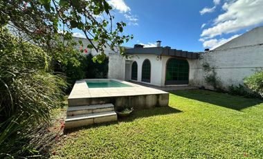 VENTA CASA 5 AMB JARDIN PILETA QUINCHO RAMOS MEJIA