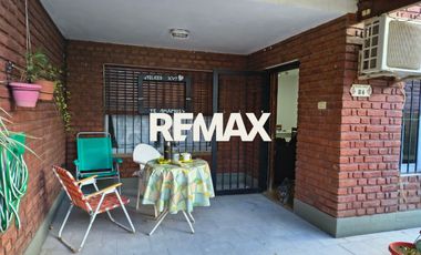 VENTA CASA 3 DORMITORIOS B° DEL TRABAJO CIPOLLETTI