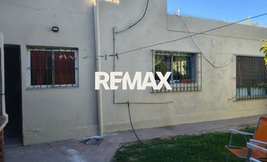 VENTA CASA 3 DORMITORIOS B° DEL TRABAJO CIPOLLETTI