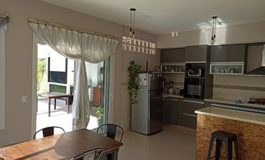 PH 4 AMBIENTES EN VENTA CON PISCINA Y QUINCHO