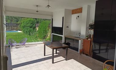PH 4 AMBIENTES EN VENTA CON PISCINA Y QUINCHO