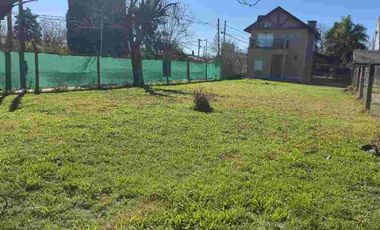 TERRENO EN CAÑUELAS ZONA URBANA