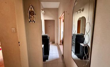 VENTA CASA RAMOS MEJIA 4 AMBIENTES COCHERA PATIO