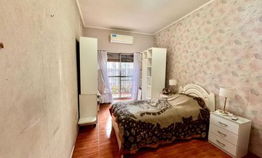 VENTA CASA RAMOS MEJIA 4 AMBIENTES COCHERA PATIO