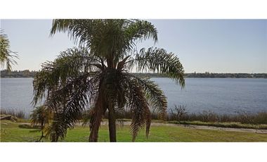 VENTA 2 AMBIENTES AL AGUA CON 2 TERRAZAS VILA VELA