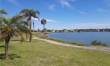 VENTA 2 AMBIENTES AL AGUA CON 2 TERRAZAS VILA VELA