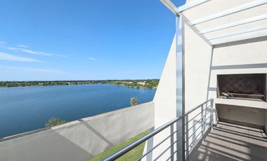 VENTA 2 AMBIENTES AL AGUA CON 2 TERRAZAS VILA VELA