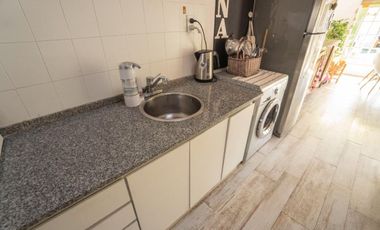 Casa venta 4 ambs, piscina, fondo libre y Cocheras