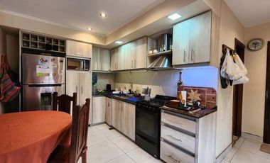 PH 4 amb en venta c/cochera en Lanús Este