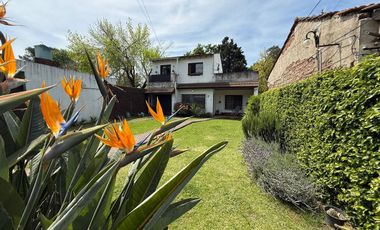 CASA 5 AMB, CON  PARQUE Y COCHERA ATO CREDITO