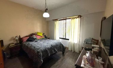 CASA 5 AMB, CON  PARQUE Y COCHERA ATO CREDITO