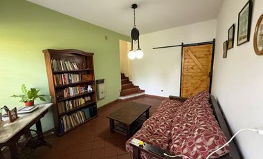 CASA 5 AMB, CON  PARQUE Y COCHERA ATO CREDITO