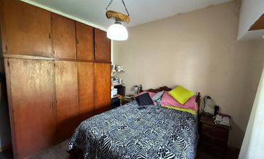 CASA 5 AMB, CON  PARQUE Y COCHERA ATO CREDITO