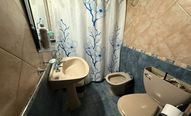 CASA 5 AMB, CON  PARQUE Y COCHERA ATO CREDITO