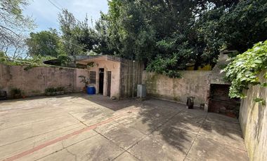CASA 5 AMB, CON  PARQUE Y COCHERA ATO CREDITO