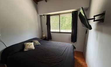 CASA 5 AMB, CON  PARQUE Y COCHERA ATO CREDITO