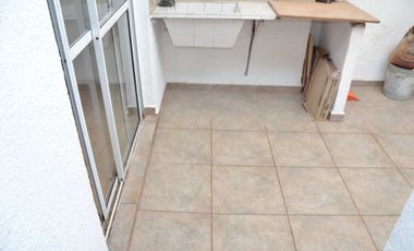 OPORTUNIDAD P.H. A CREDITO a 1/2 cda de H.Yrigoyen