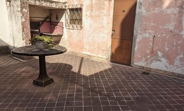 PH 2 AMB CON PATIO Y ENTRADA INDEPENDIENTE S/ EXP