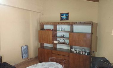 CASA 3 AMB CON GARAGE APTO CREDITO LANUS OESTE