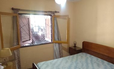 CASA 3 AMB CON GARAGE APTO CREDITO LANUS OESTE