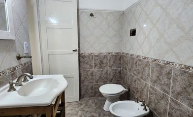 CASA TALLER ALQUILER LOMA HERMOSA TRES DE FEBRERO