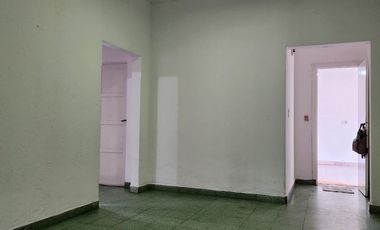 CASA TALLER ALQUILER LOMA HERMOSA TRES DE FEBRERO