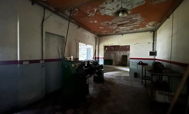 CASA TALLER ALQUILER LOMA HERMOSA TRES DE FEBRERO