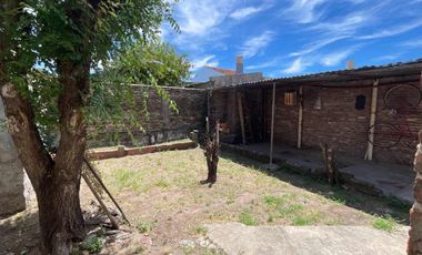 Venta Casa 3 Amb, El Palomar, Con Patio