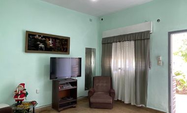 Venta Casa 3 Amb, El Palomar, Con Patio
