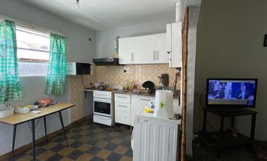Venta Casa 3 Amb, El Palomar, Con Patio