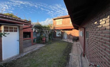VENTA 2 CASAS EN BLOCK 2 CUADRAS D/ MAR SANTACLARA