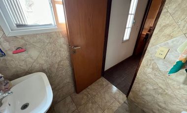 VENTA 2 CASAS EN BLOCK 2 CUADRAS D/ MAR SANTACLARA