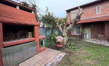 VENTA 2 CASAS EN BLOCK 2 CUADRAS D/ MAR SANTACLARA