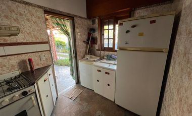 VENTA 2 CASAS EN BLOCK 2 CUADRAS D/ MAR SANTACLARA